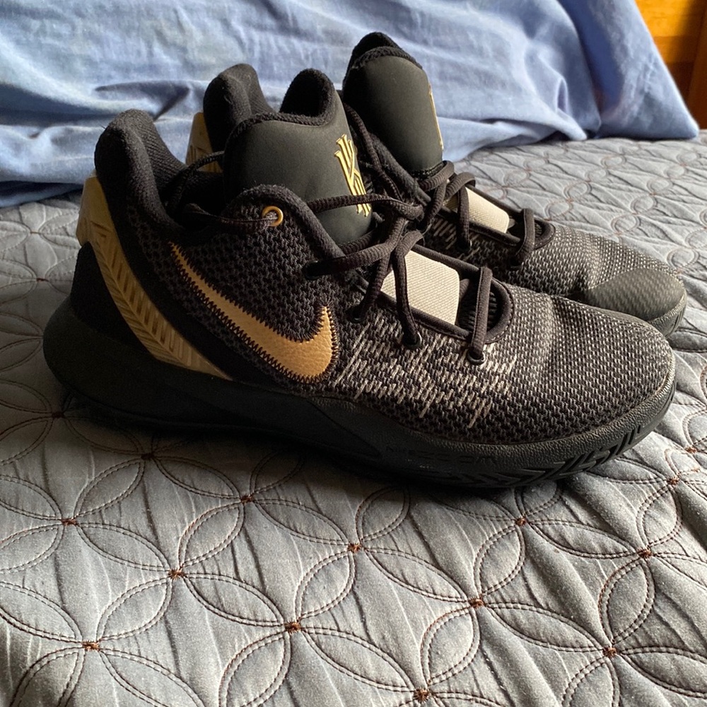 Nike Kyrie Flytrap 2 Black Gold - image 2